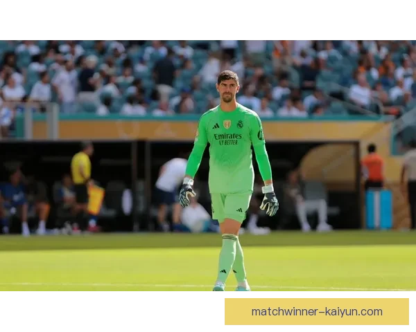 库尔图瓦在安切洛蒂的战术体系中扮演着关键角色，状态稳健备受关注