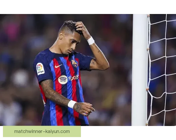 拉菲尼亚青训故事解读：他如何在职业生涯初期展现出强劲的竞争力与发展潜力